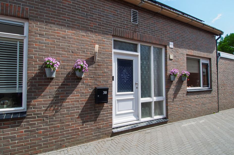 Brugstraat 38