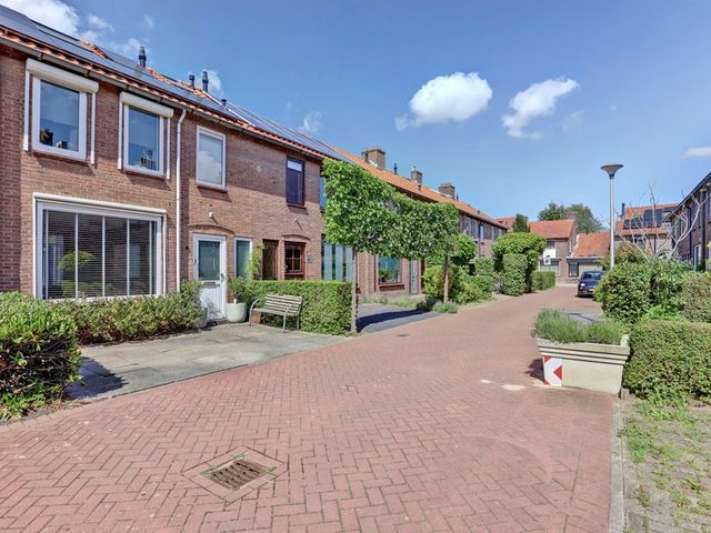 Jacob van Rijsoordstraat 12, Rhoon