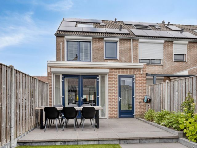 Klaproosstraat 12, Goes