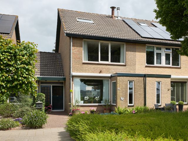 Anjerstraat 25, Ter Aar