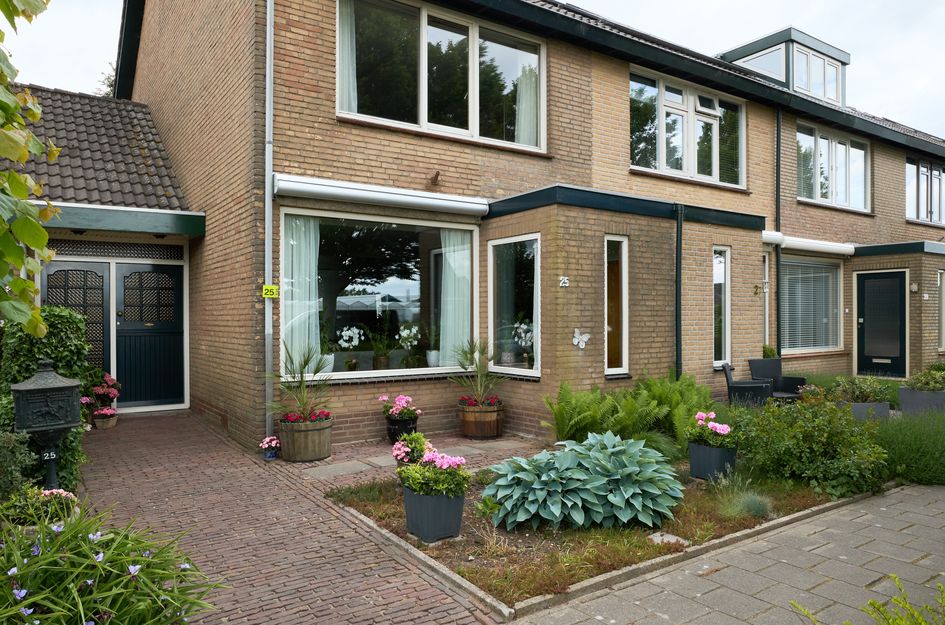 Anjerstraat 25
