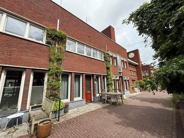 Stettineiland 37, Amsterdam