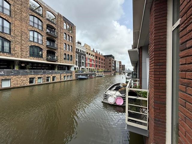 Stettineiland 37, Amsterdam