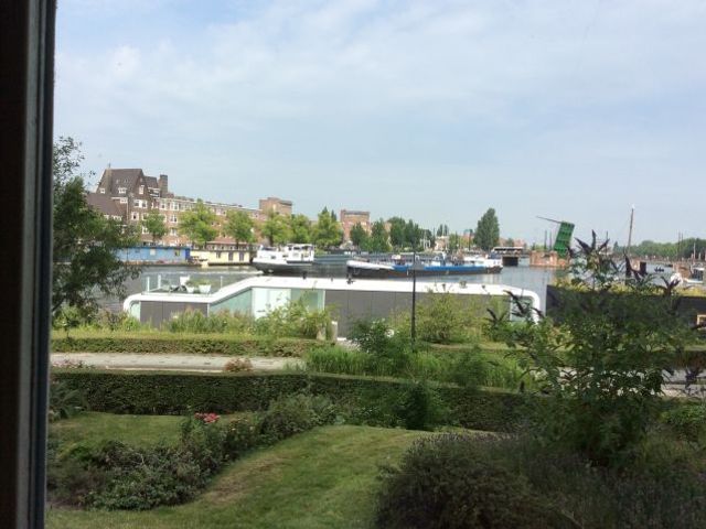 Omval 42, Amsterdam