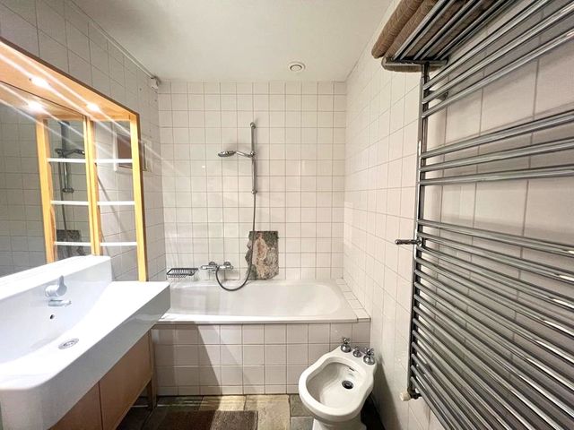 Omval 42, Amsterdam