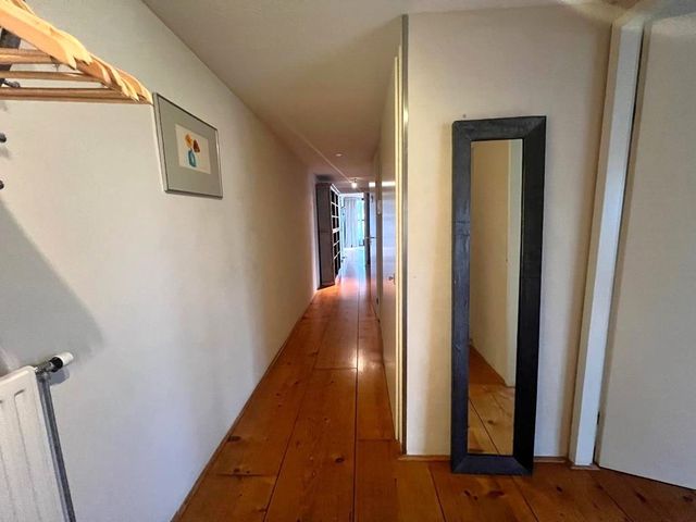 Omval 42, Amsterdam