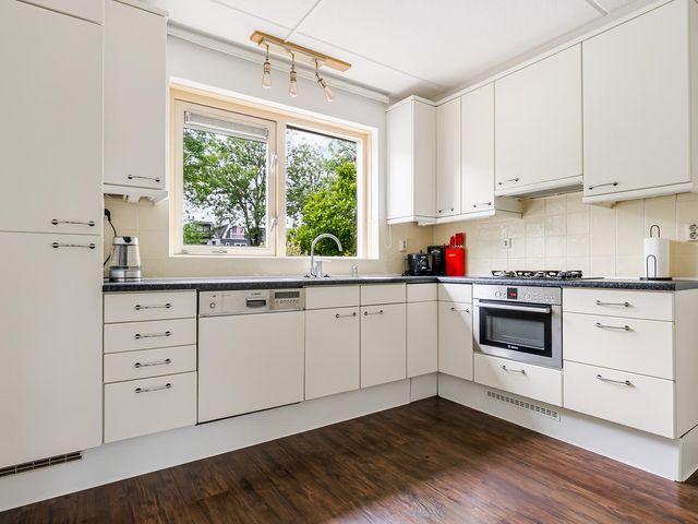 Beukenhof 94, Lelystad