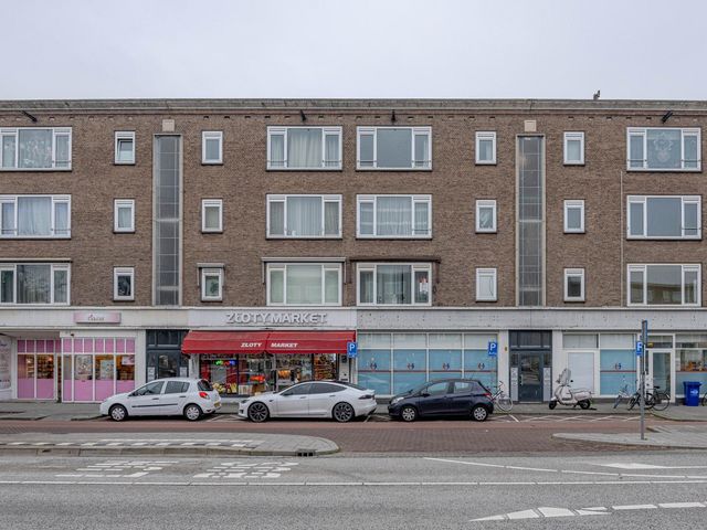 Dorpsweg 37B, Rotterdam