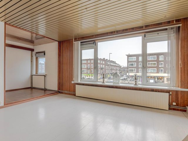 Dorpsweg 37B, Rotterdam