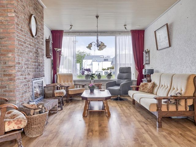 Wiardi Beckmanstraat 4, Oud-Beijerland