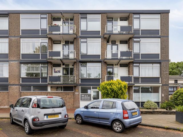 Lobeliaplein 3A, Spijkenisse