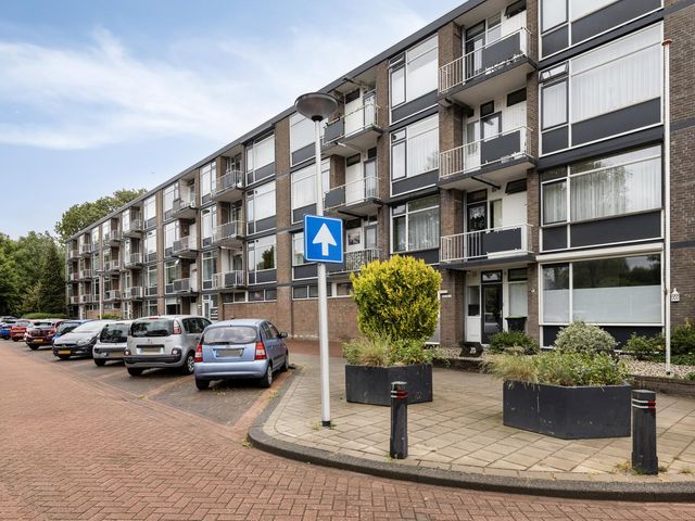 Lobeliaplein 3A, Spijkenisse