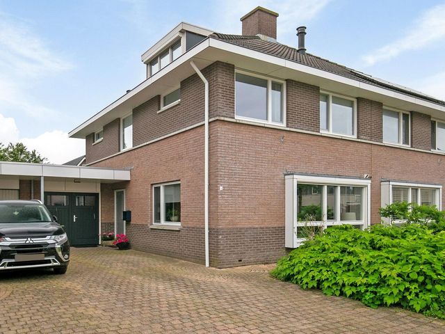 Willem Alexanderstraat 16, Randwijk