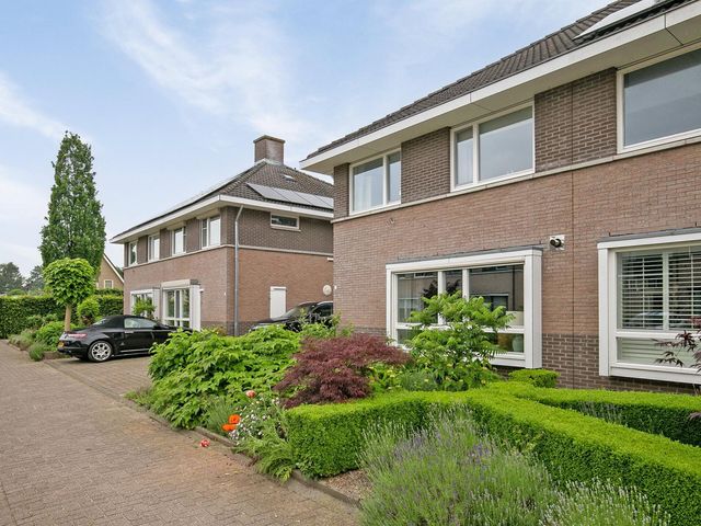 Willem Alexanderstraat 16, Randwijk