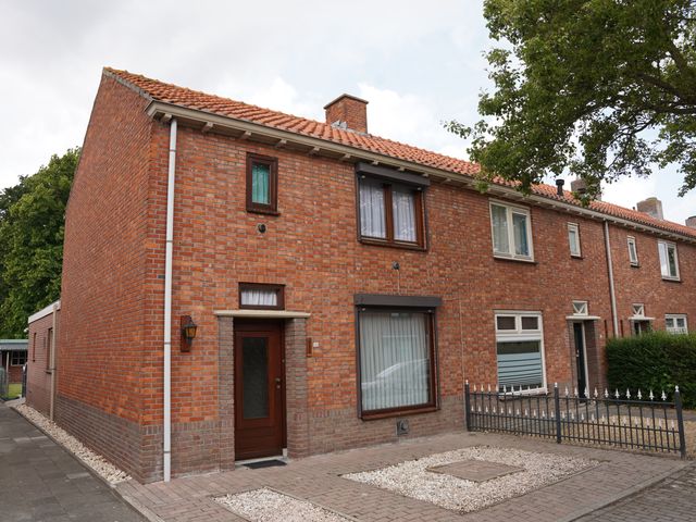 Nieuwstraat 32, Eede