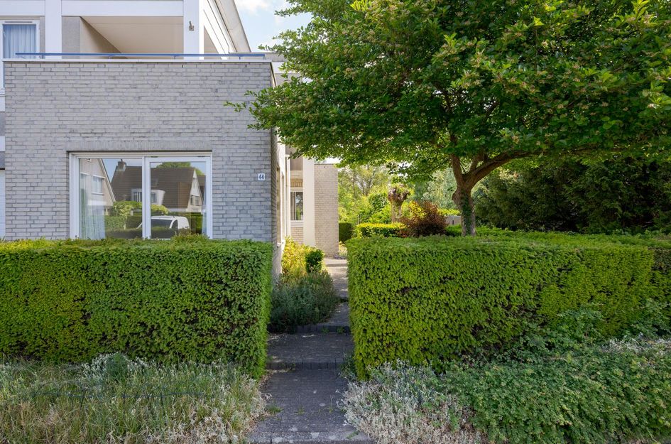 Cor van Osnabruggelaan 44