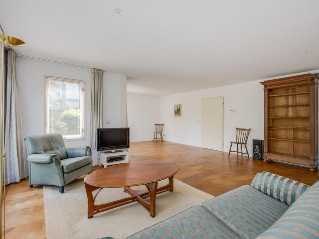 Cor van Osnabruggelaan 44, Voorschoten