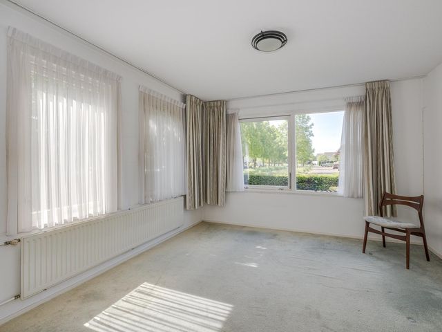 Cor van Osnabruggelaan 44, Voorschoten