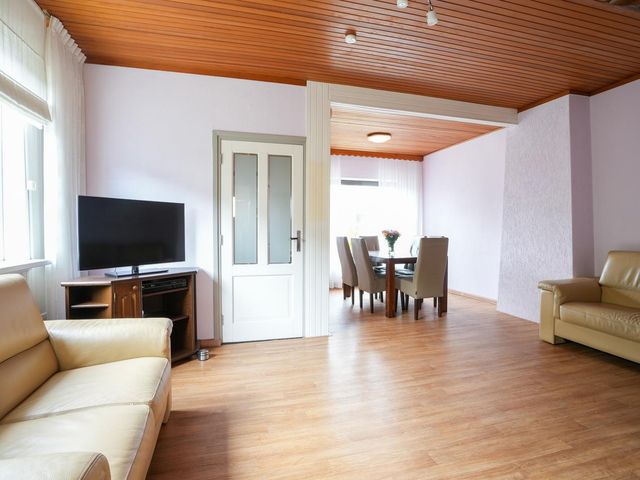 Pastoor Pendersstraat 13, Berg en Terblijt