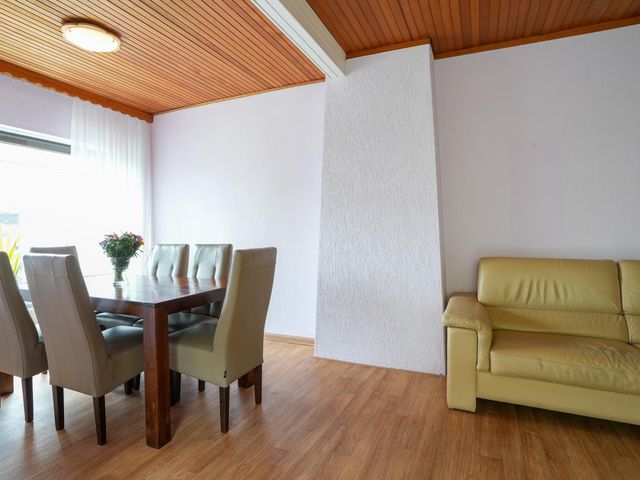 Pastoor Pendersstraat 13, Berg en Terblijt