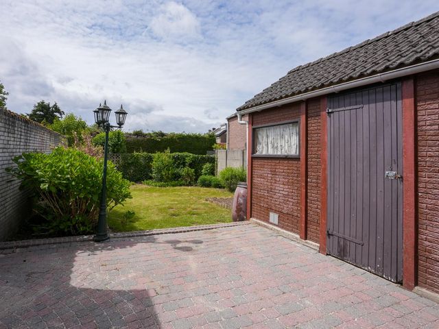 Pastoor Pendersstraat 13, Berg en Terblijt