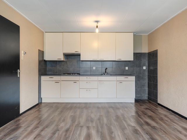 Anerweg-Noord 134a, Lutten