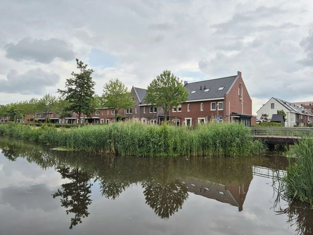 Van Barnevelderf 3, Veenendaal