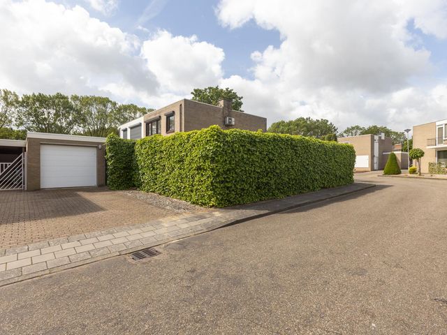 Limburgstraat 8, Geleen