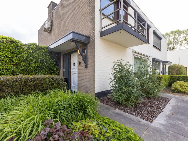 Limburgstraat 8, Geleen