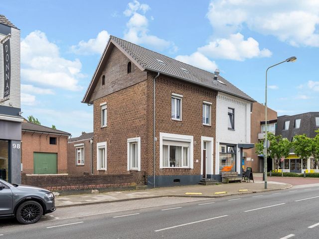 Hoogstraat 100, Landgraaf