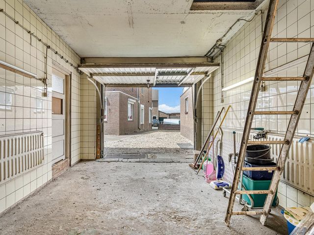 Hoogstraat 100, Landgraaf