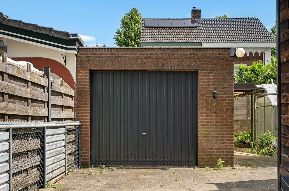 Spoorstraat 23