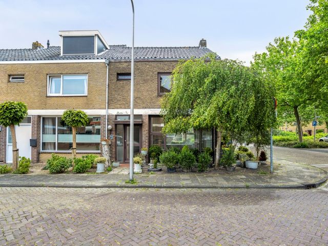 Muskaatstraat 9, Naaldwijk