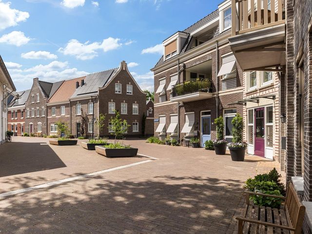 Koninginnenplein 13, Dalfsen