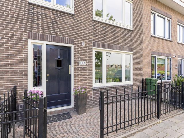 Keern 115, Hoorn