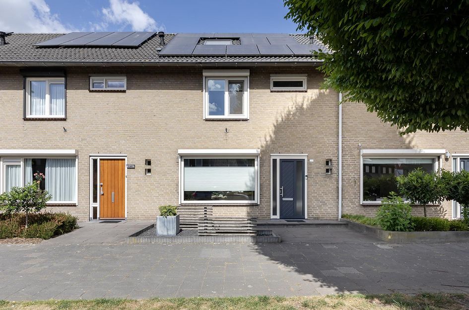 Raadhuisstraat 243
