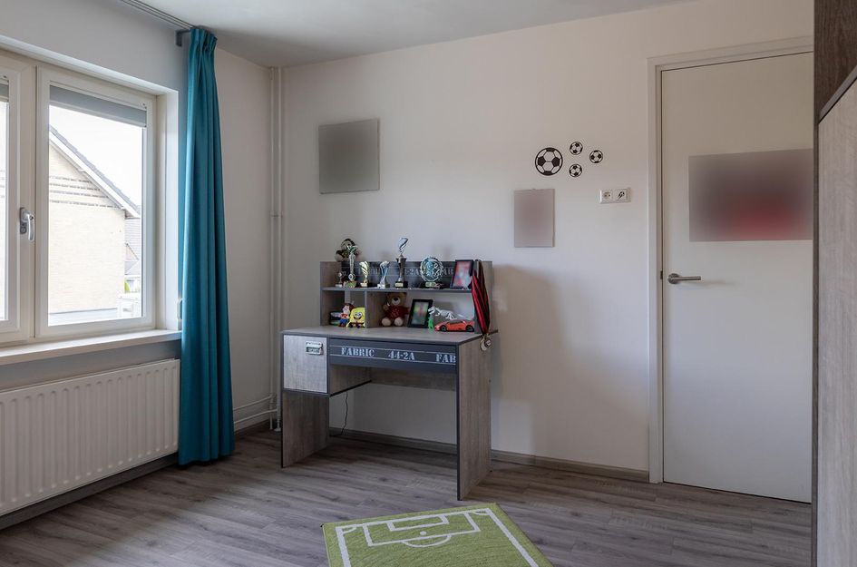 Raadhuisstraat 243