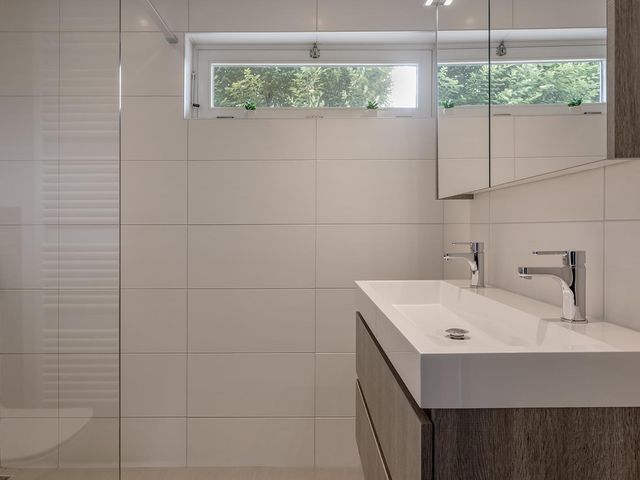 Raadhuisstraat 243, Best