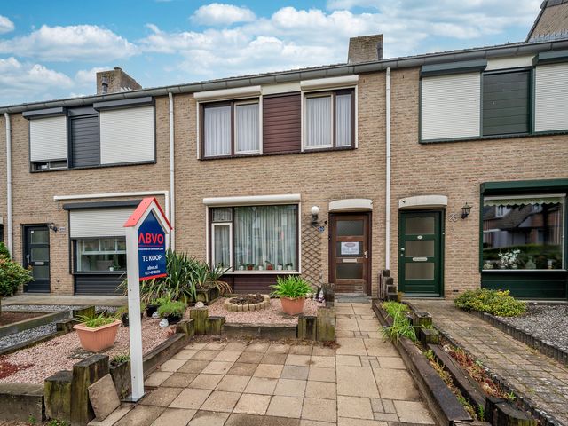 Keramiekstraat 30, Reuver