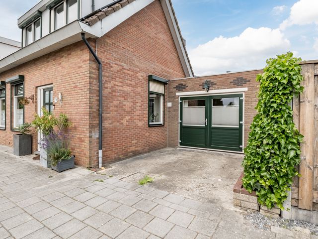 Molendijk 79, Dinteloord