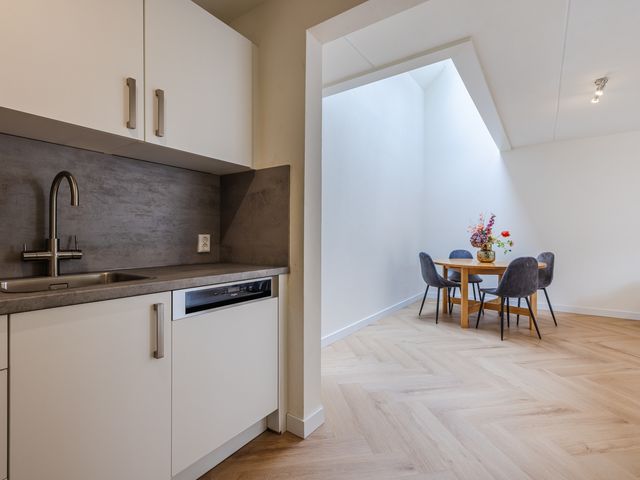 Valkeniersweg 79D, Rotterdam