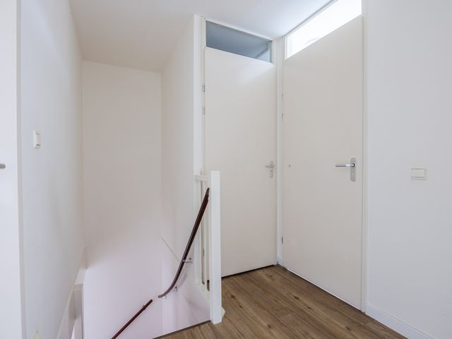 Valkeniersweg 79D, Rotterdam