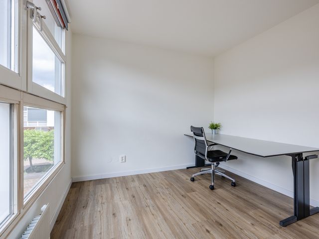 Valkeniersweg 79D, Rotterdam