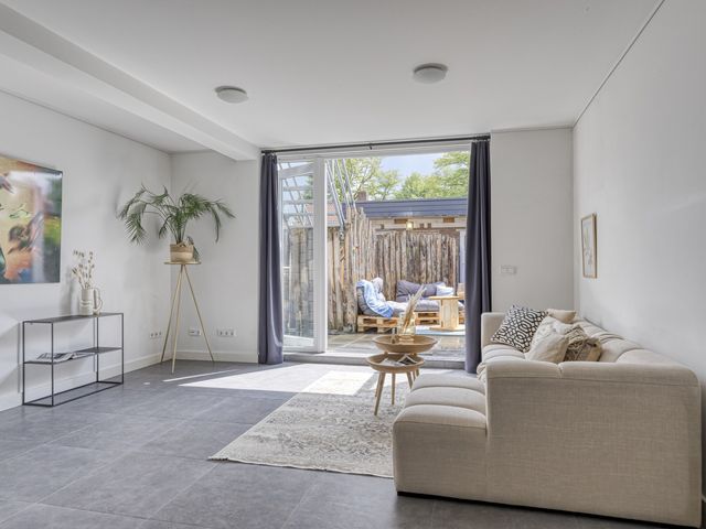 Pastoor Smitsstraat 54, Tilburg
