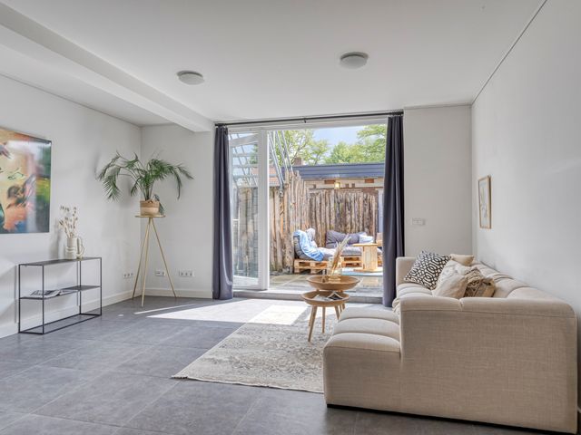 Pastoor Smitsstraat 54, Tilburg