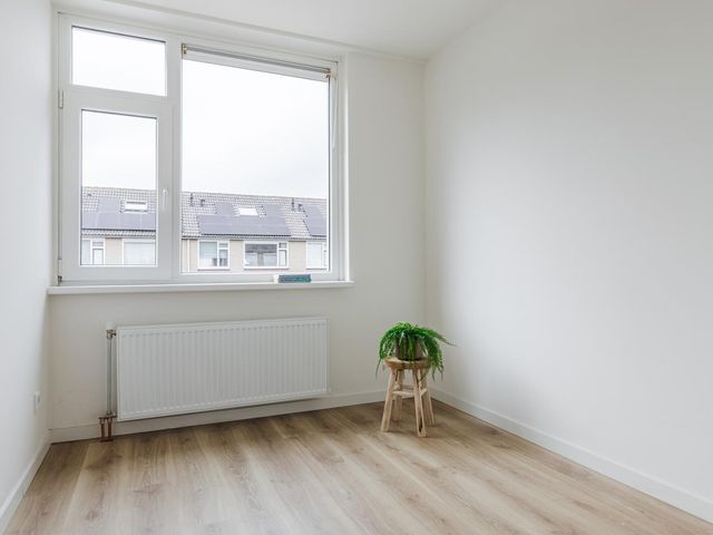 Willem Barentszstraat 2, Terneuzen