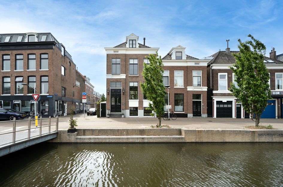 Spoorsingel 46