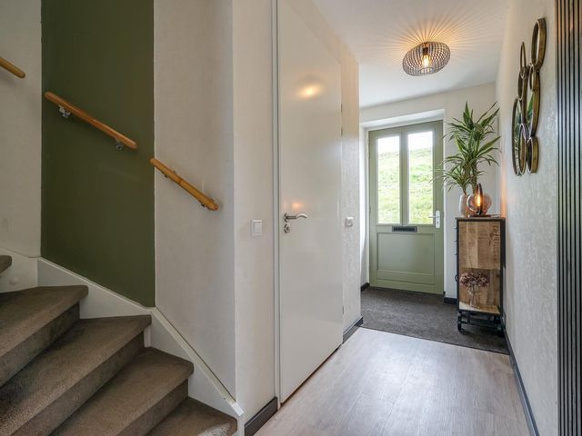 Pluis 16, Maassluis