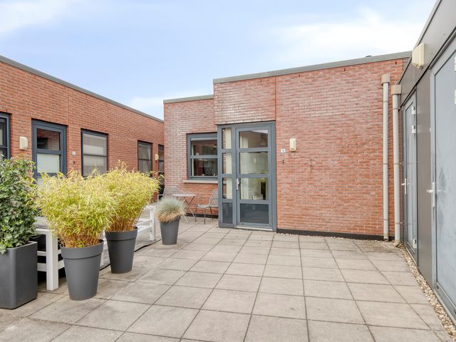 Zandoogje 16, Nijkerk