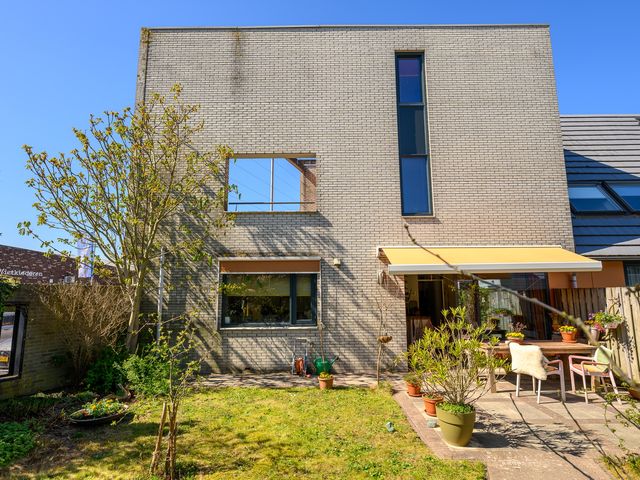 Brilduikerstraat 2, Den Haag